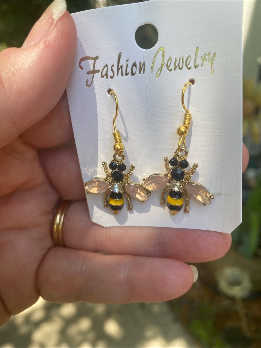 Fashion Jewelry Gold Bee Earrings with Black and Yellow Enamel